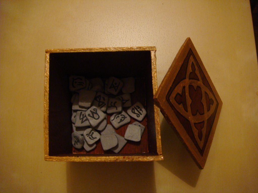 Horadric Cube and Runes